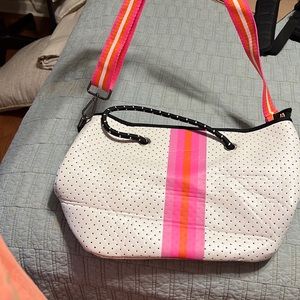 small neoprene bag